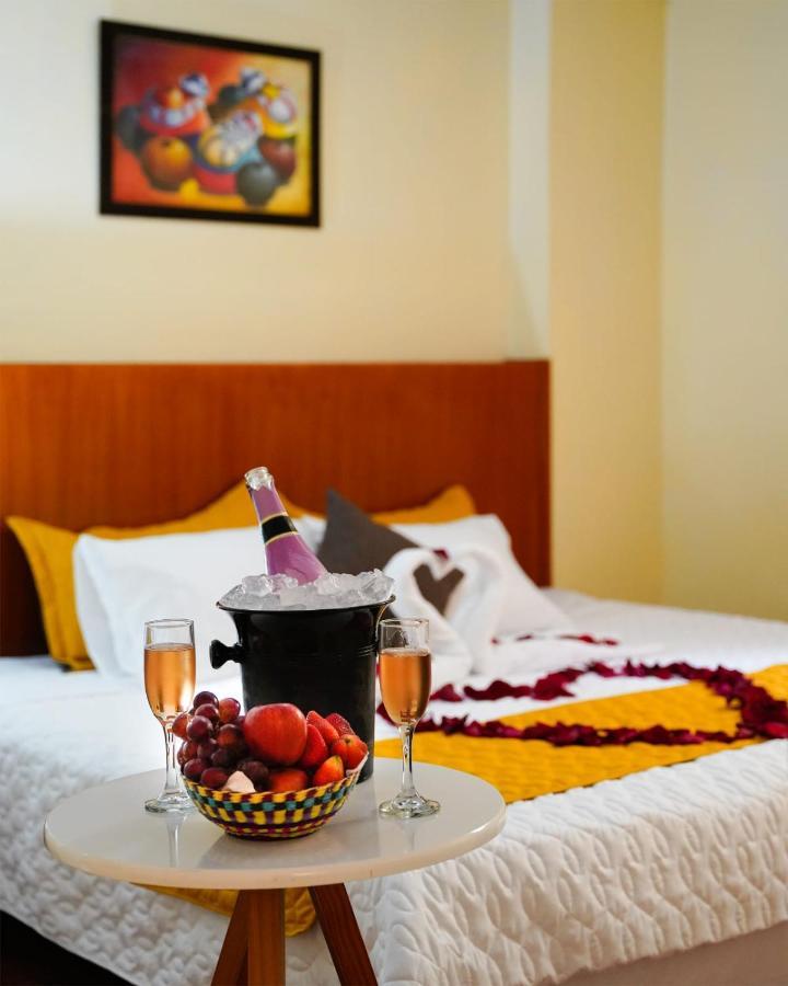 Hotel Mariscal Inn & Suite Cuenca Eksteriør bilde